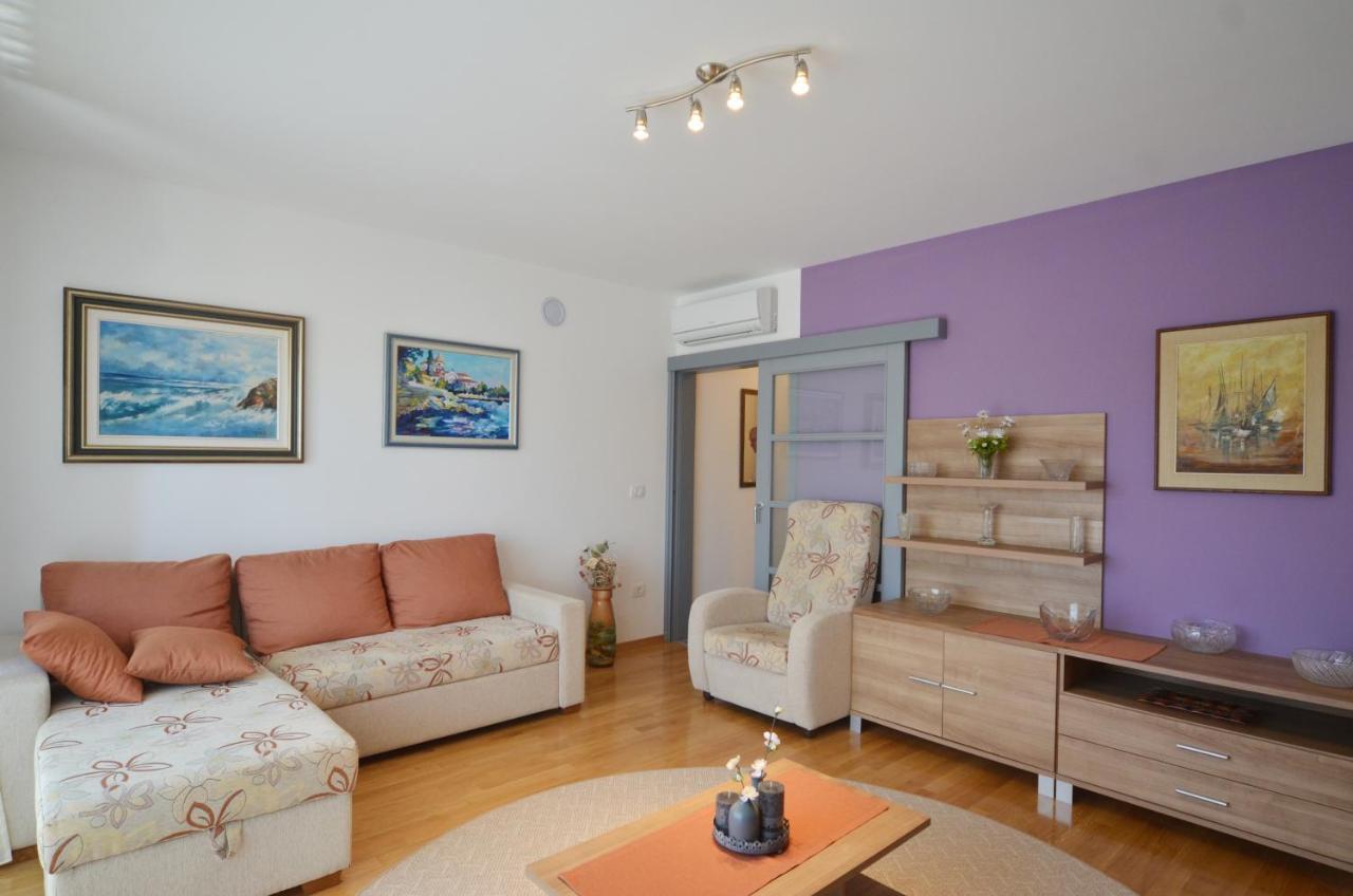 Apartment Emma 로비니 외부 사진
