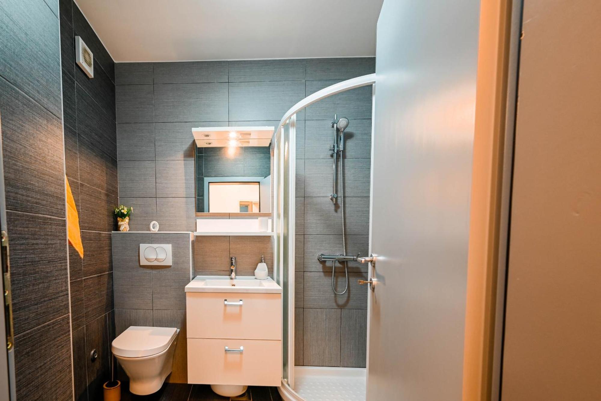 Apartment Emma 로비니 외부 사진
