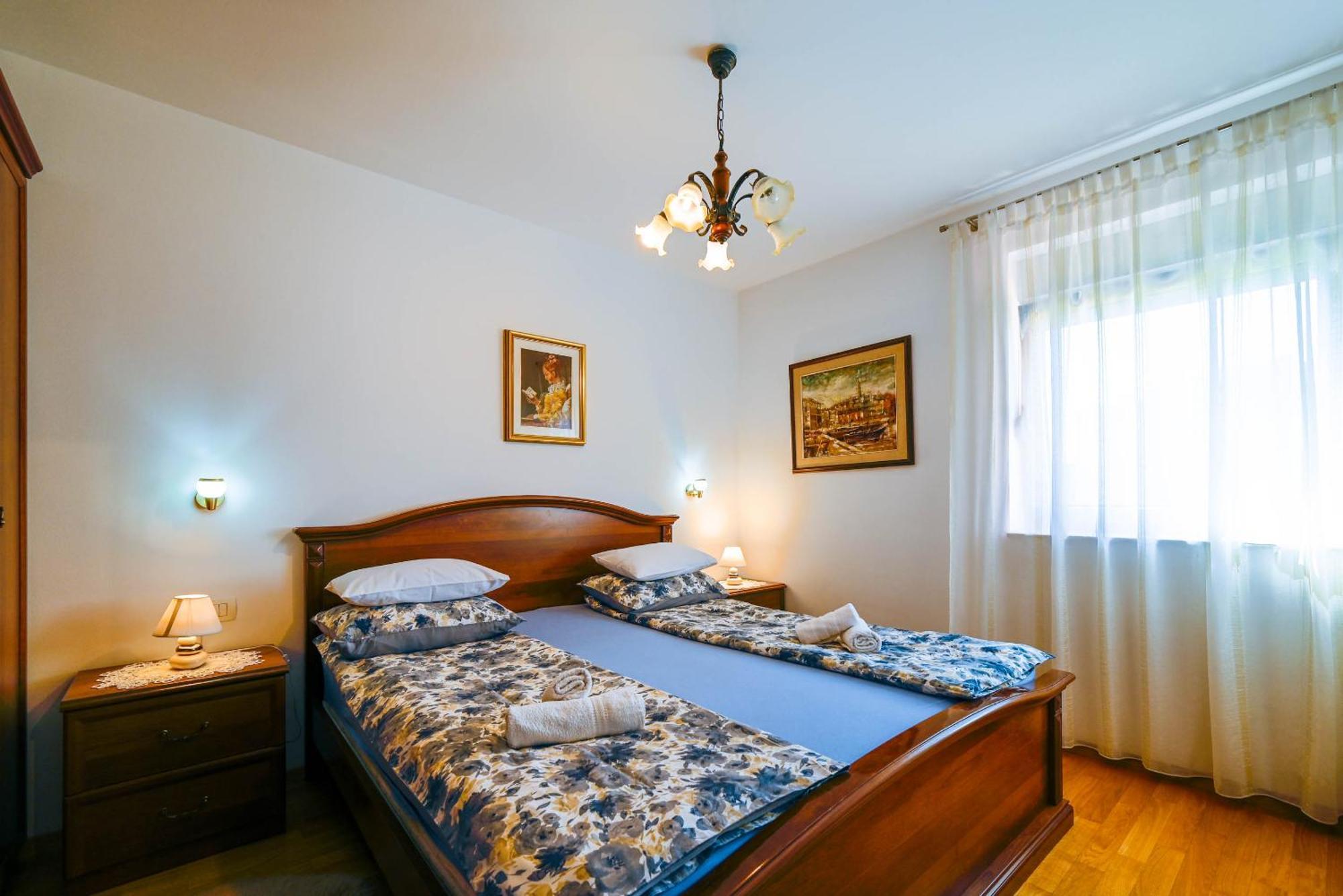 Apartment Emma 로비니 외부 사진